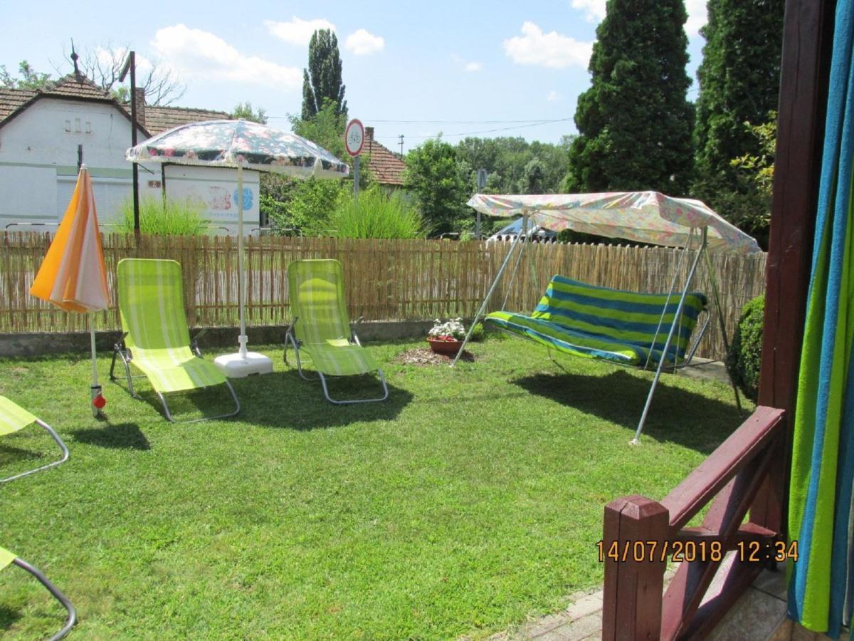 Holiday Home In Balatonkeresztur 19455 Экстерьер фото