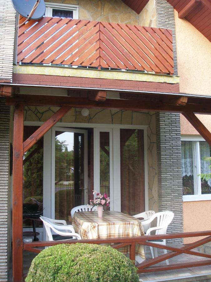 Holiday Home In Balatonkeresztur 19455 Экстерьер фото