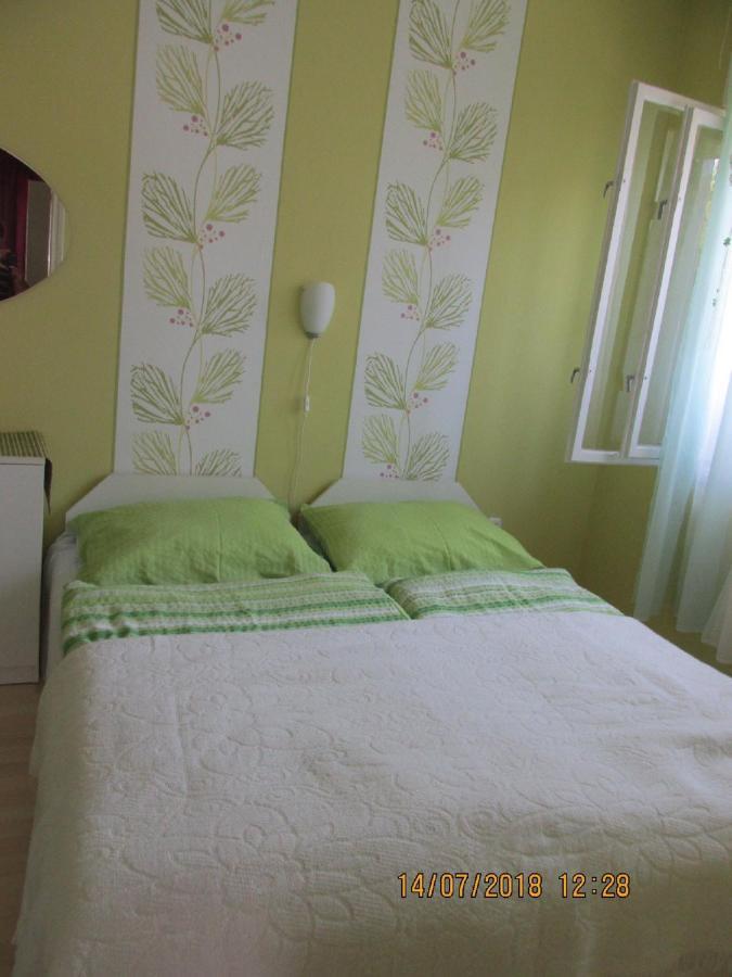 Holiday Home In Balatonkeresztur 19455 Экстерьер фото