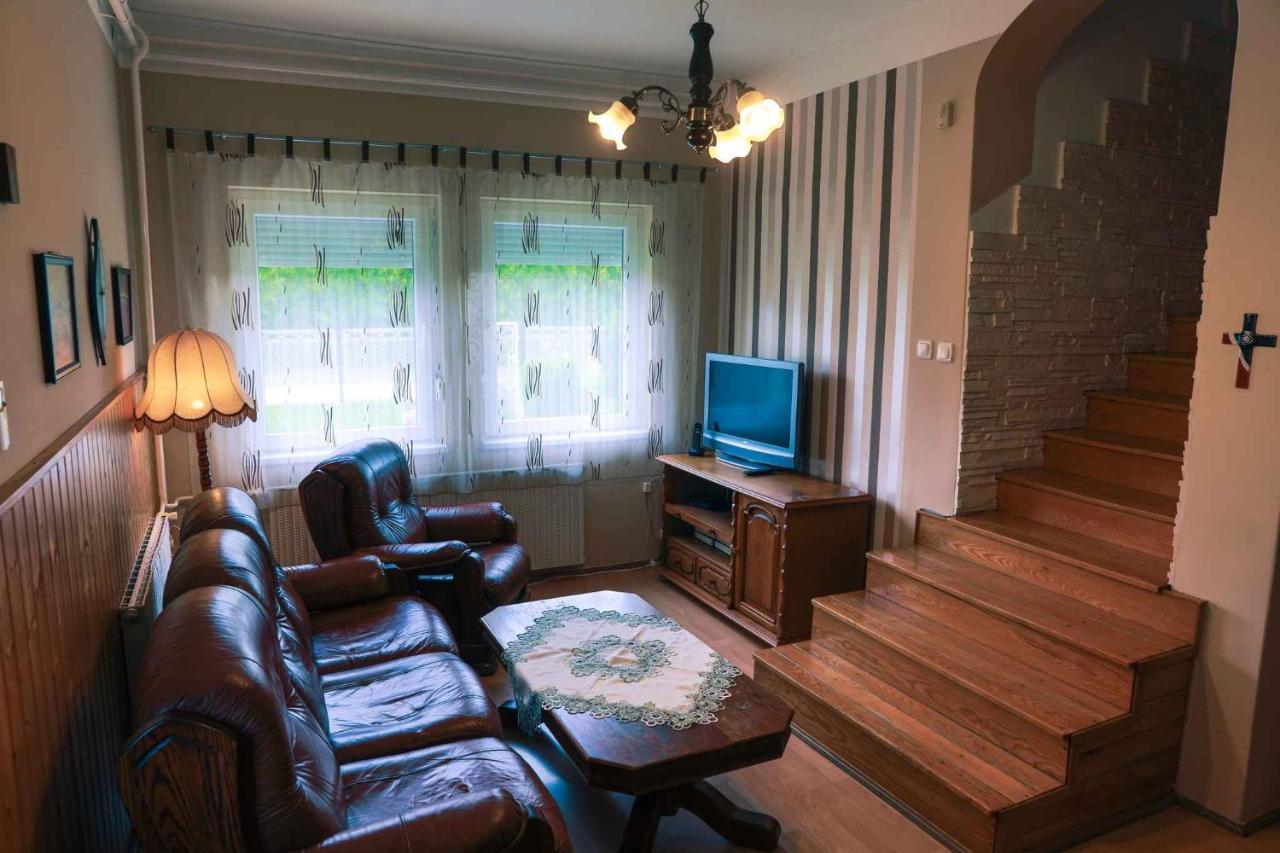 Holiday Home In Balatonkeresztur 19455 Экстерьер фото